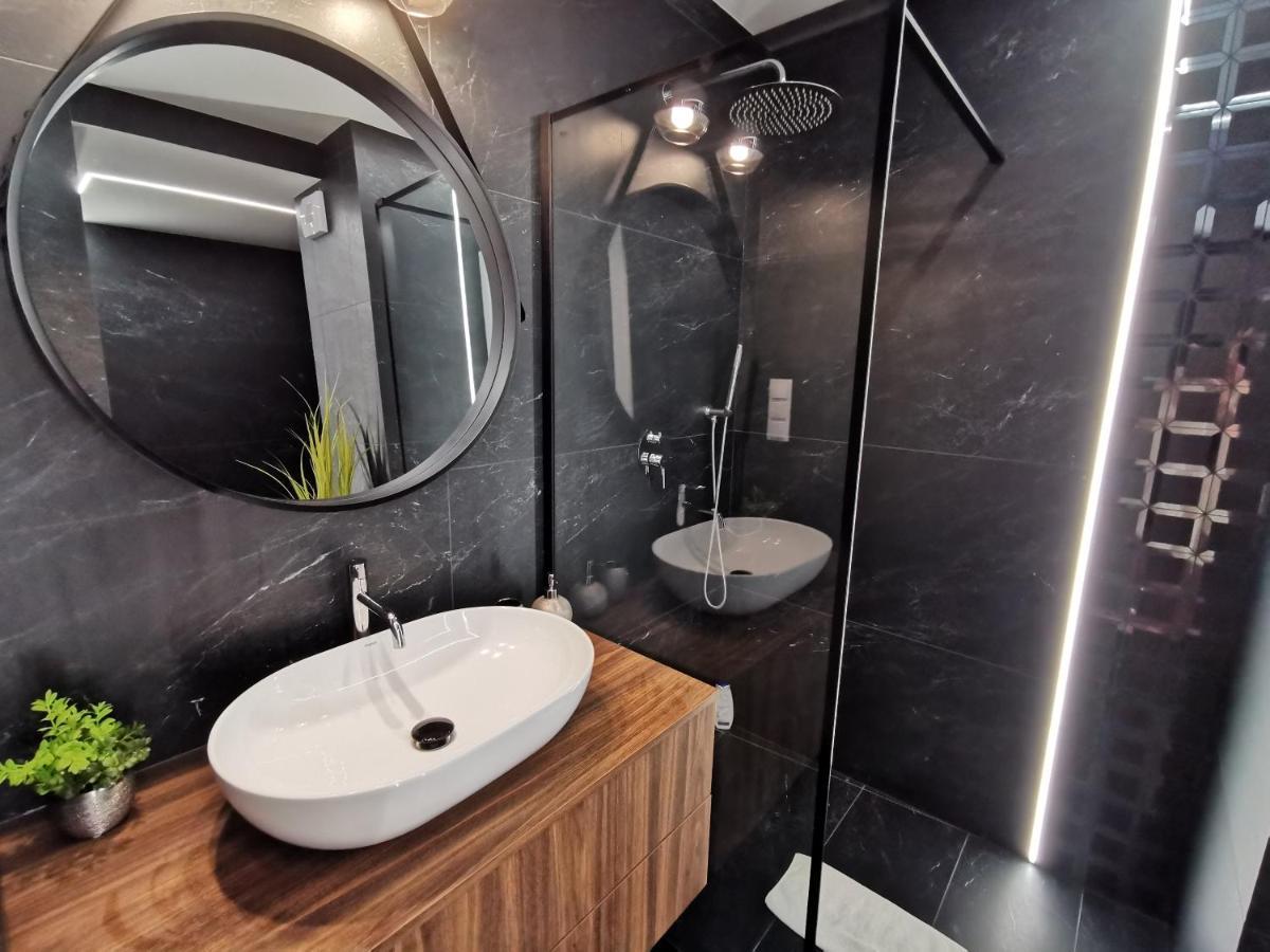 Apartamenty Kielce- Apartament Szmaragd Przy Zalew Kielecki, Faktura, Parking, Centrum Buitenkant foto