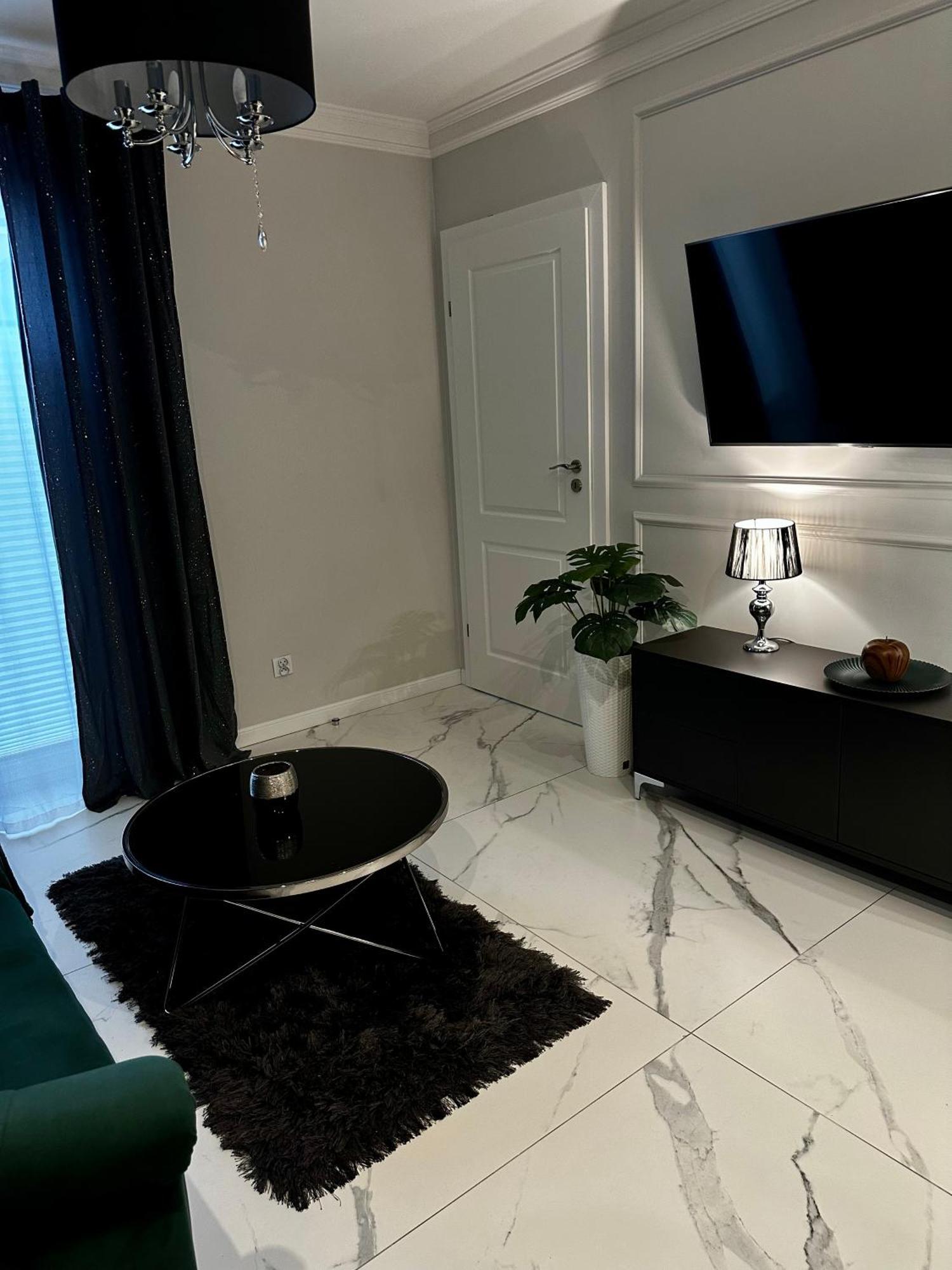 Apartamenty Kielce- Apartament Szmaragd Przy Zalew Kielecki, Faktura, Parking, Centrum Buitenkant foto