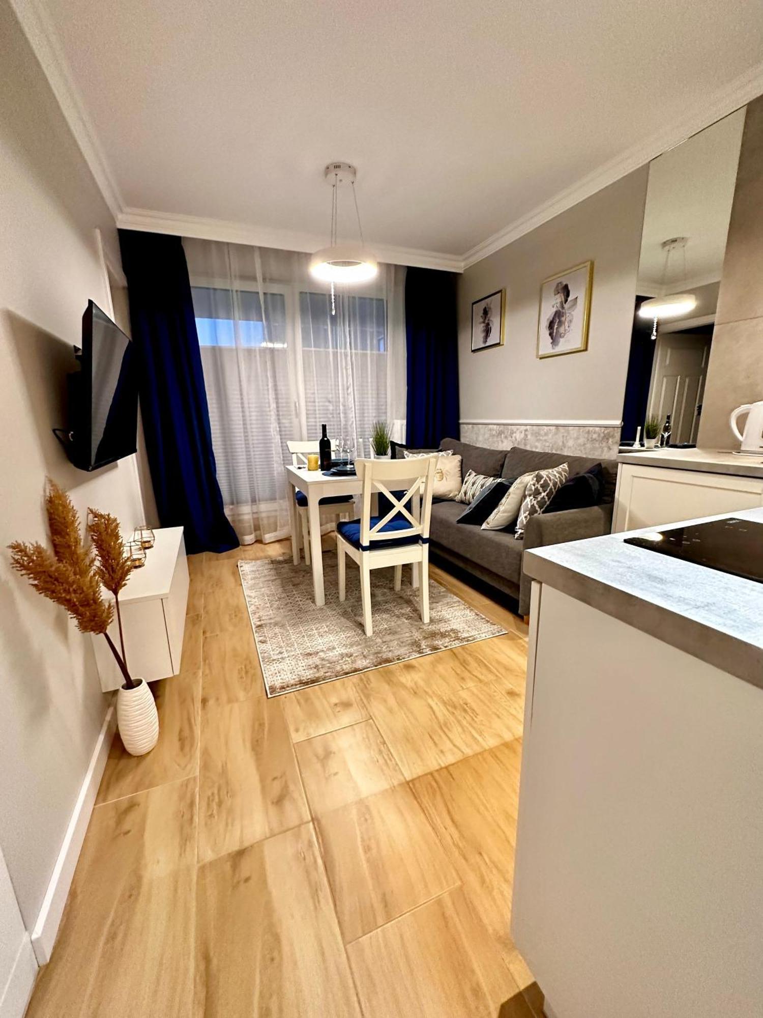 Apartamenty Kielce- Apartament Szmaragd Przy Zalew Kielecki, Faktura, Parking, Centrum Buitenkant foto